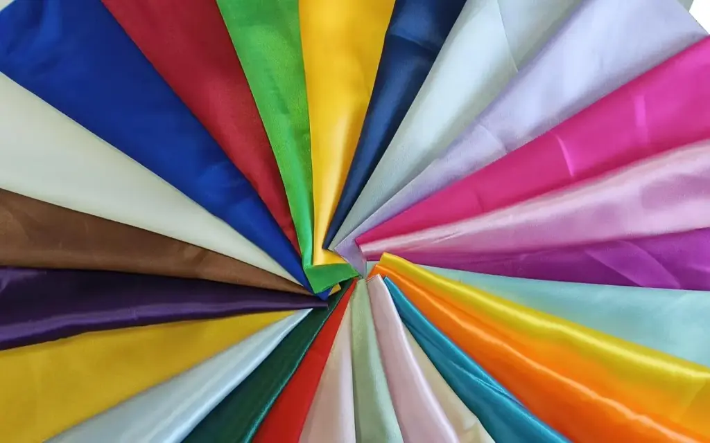 Acetato Brilloso 1.60 Mts