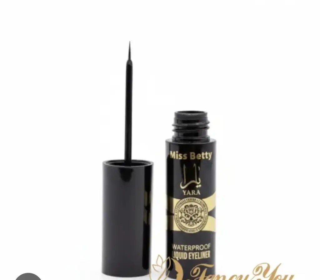 Delineador Yara Negro 