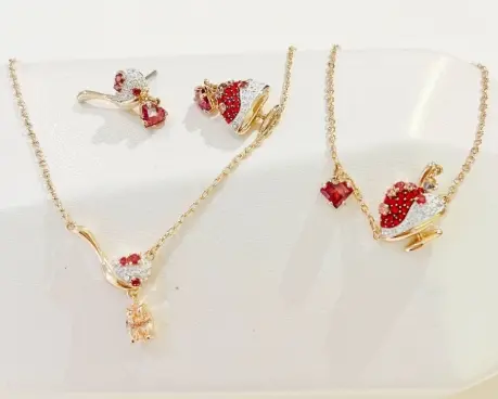 Collar con Dije + Aros Brillo