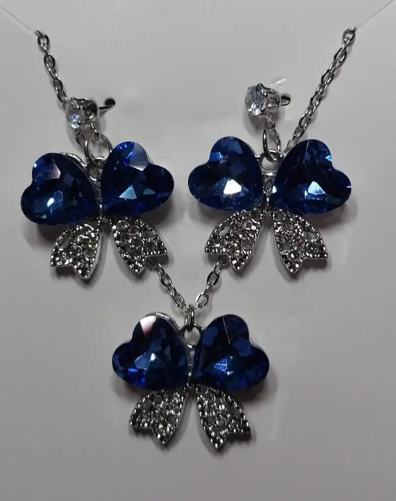 Collar Con Dije Moño+ Aros 