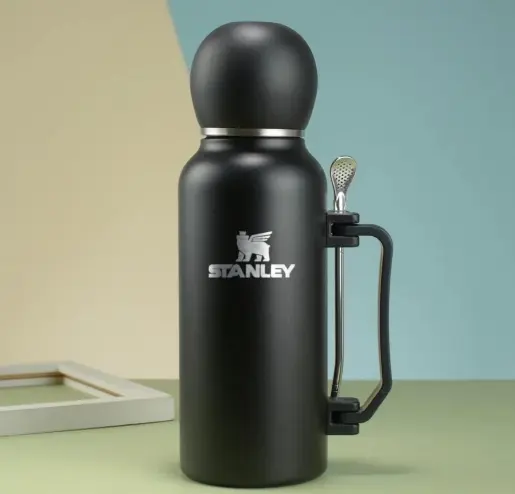 Termo Huevito Liso con Pico System