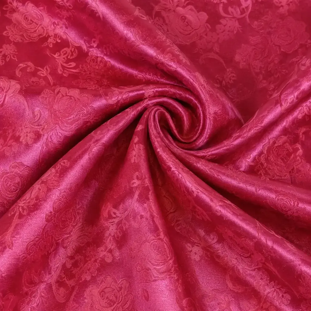 Brocato De 1.50 Mts Ancho Rojo 