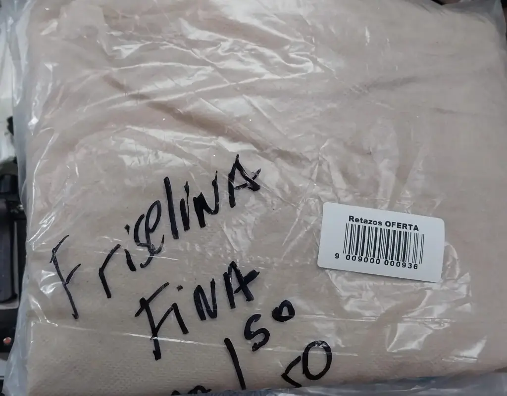 Retazo FRISELINA FINA 1.50x1.50 (Aprox)750