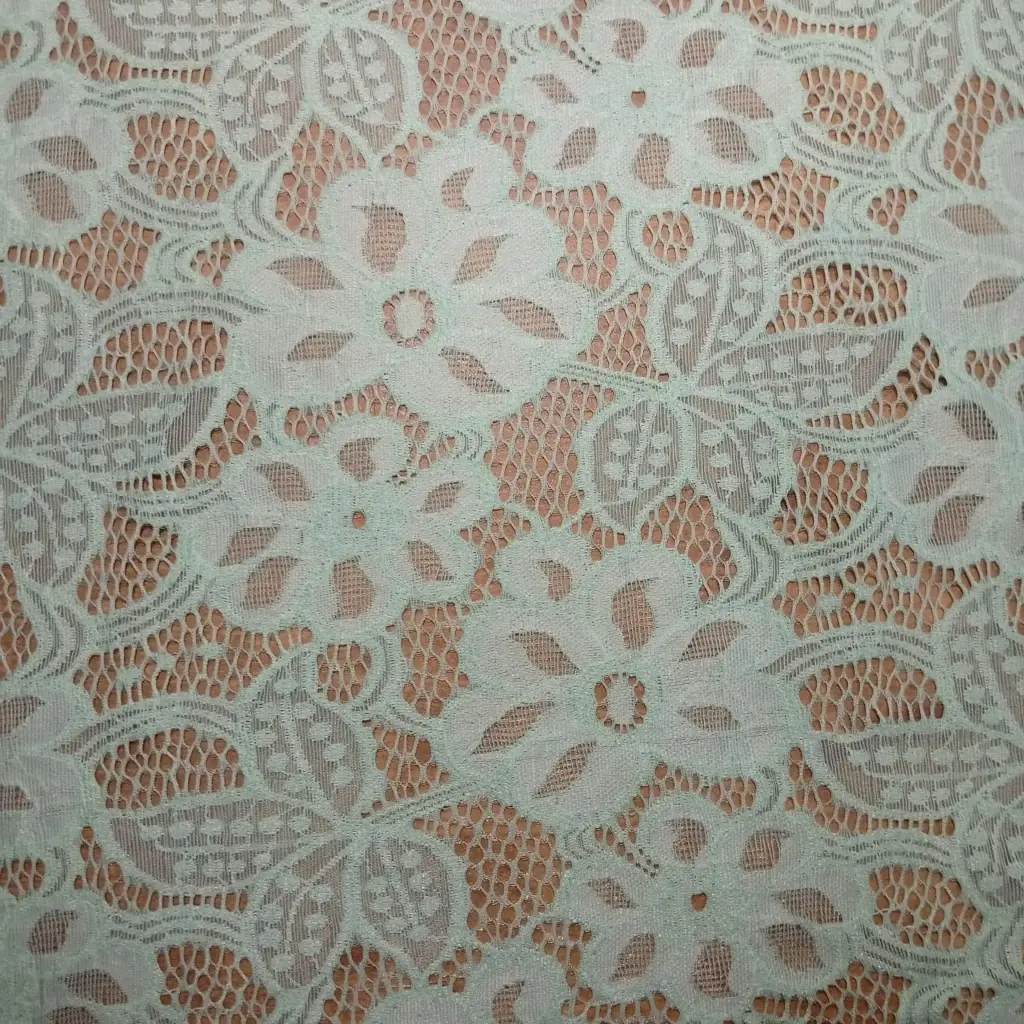 Encaje Rigido Blanco 