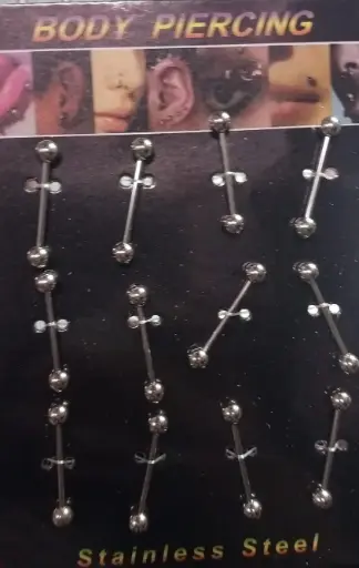 Piercing M