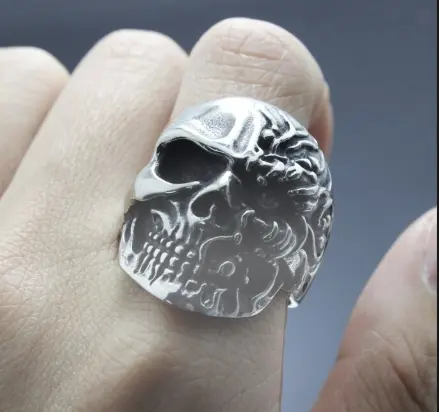 Anillo Calavera